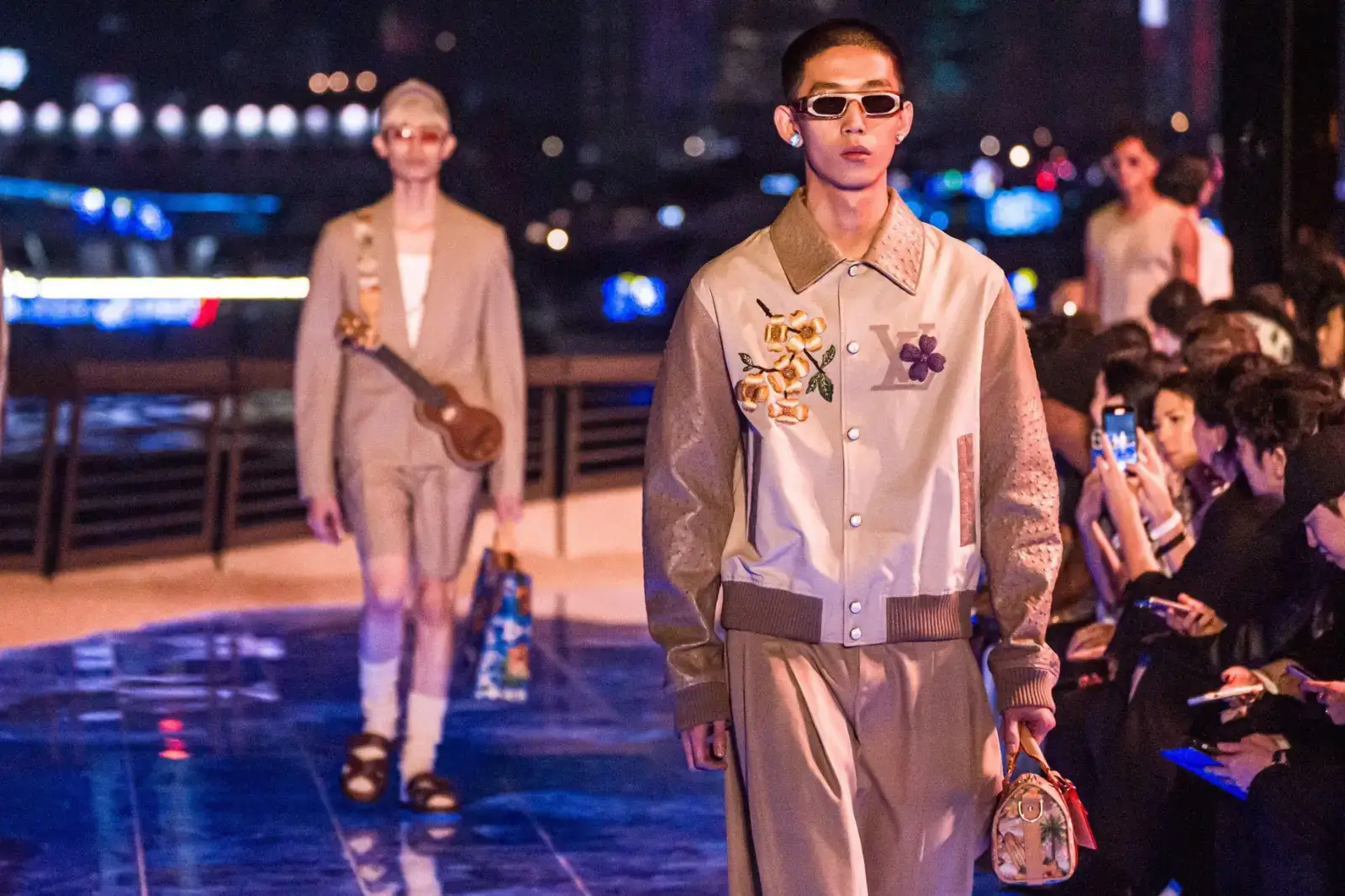 Le premier défilé de Louis Vuitton à Hong Kong