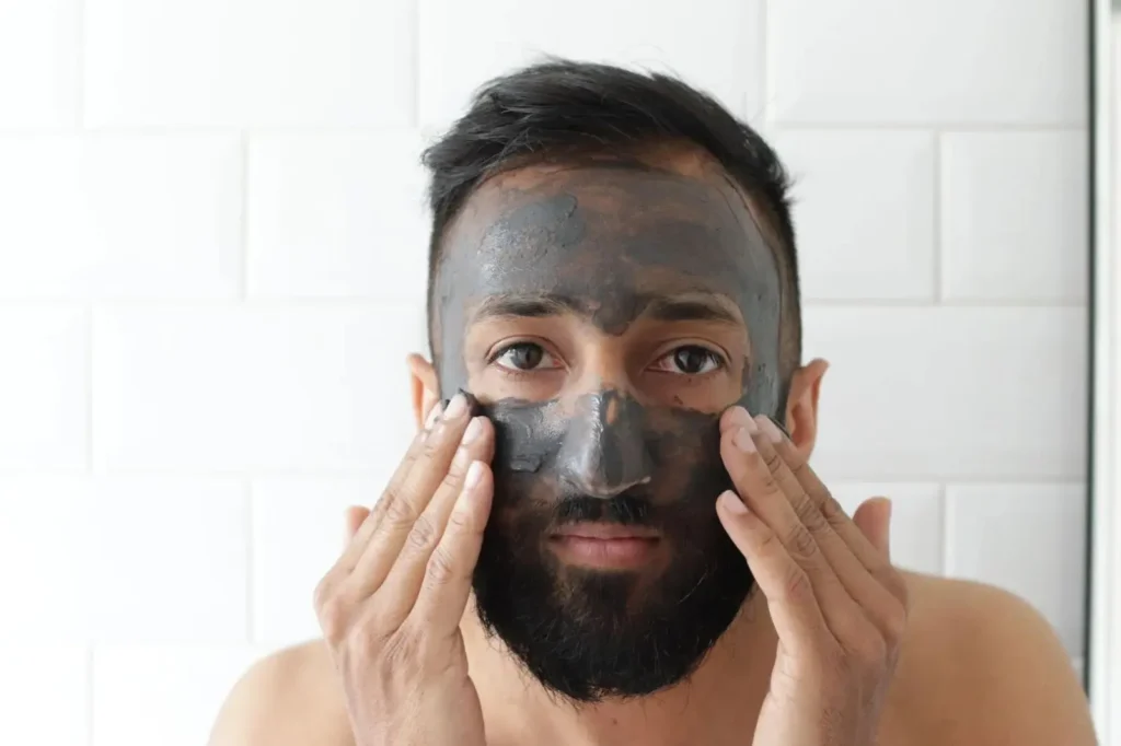9 Produits De Soins Pour Hommes Qui Font Le Buzz En Ce Moment