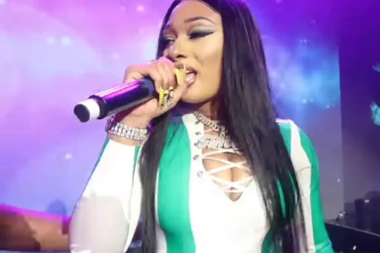 Megan Thee Stallion présente le MTV Video Music Awards 2024