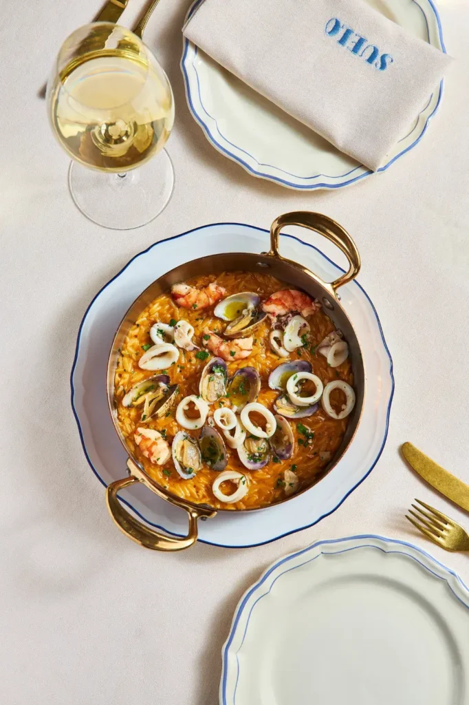 Recette de sa cassolette d'orzo aux fruits de mer-Set-de-table