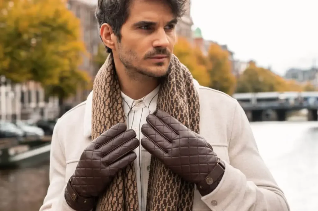 tenue homme hiver-Gand-Smith-brown-leather-gloves-men-schwartz-von-halen