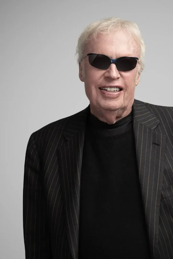 5-Phil Knight-nike-inc-leadership-phil-knight