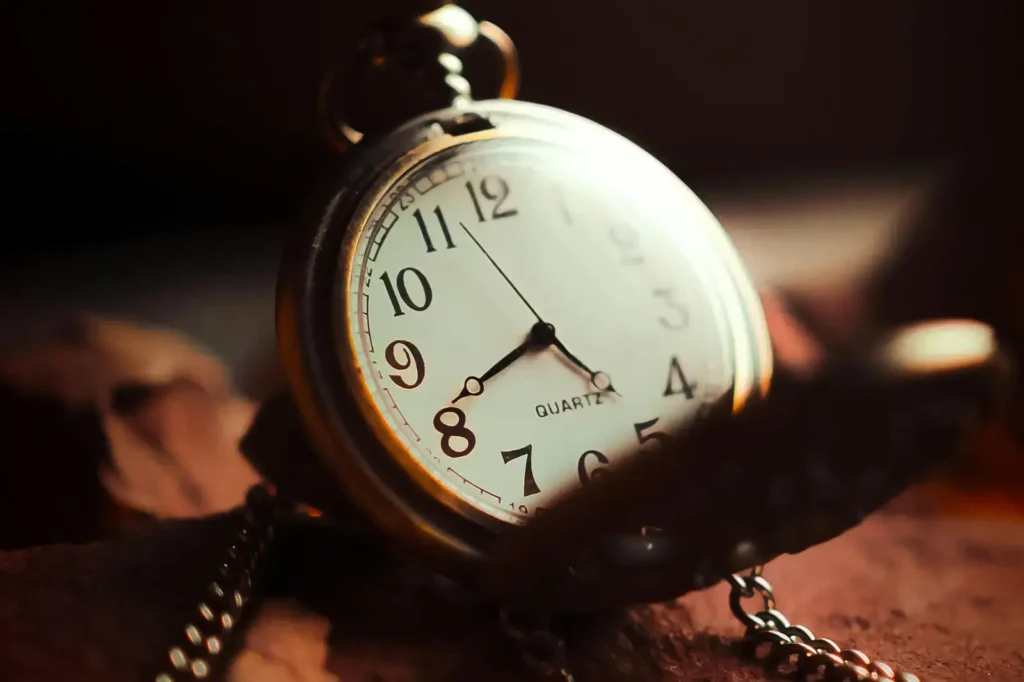montre de poche-pexels-sevenbcollection