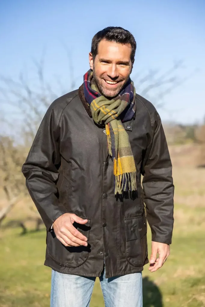BARBOUR-Marco-Strullu-mannequin-veste-écharpe