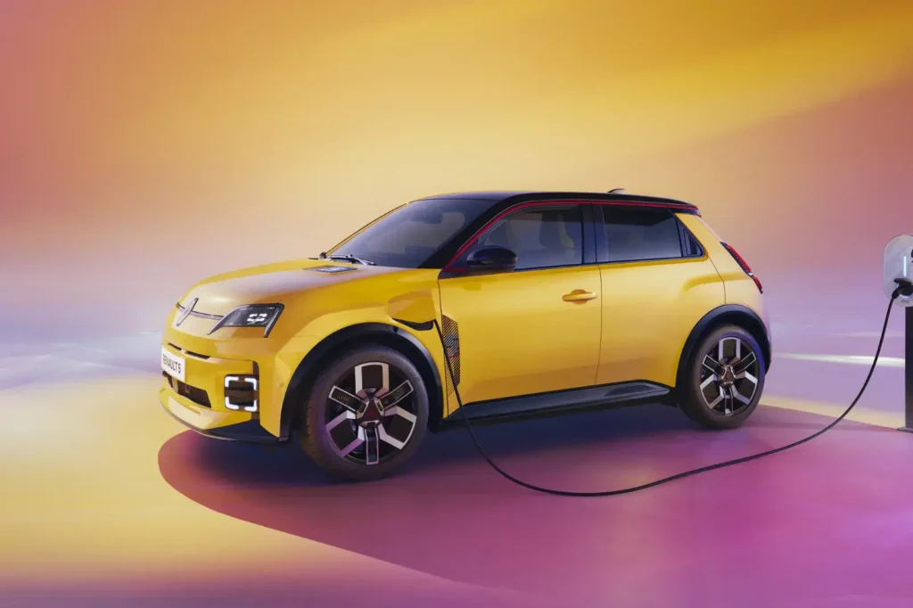 voiture électrique R5-recharge-voiture-Renault 5 E-Tech electric