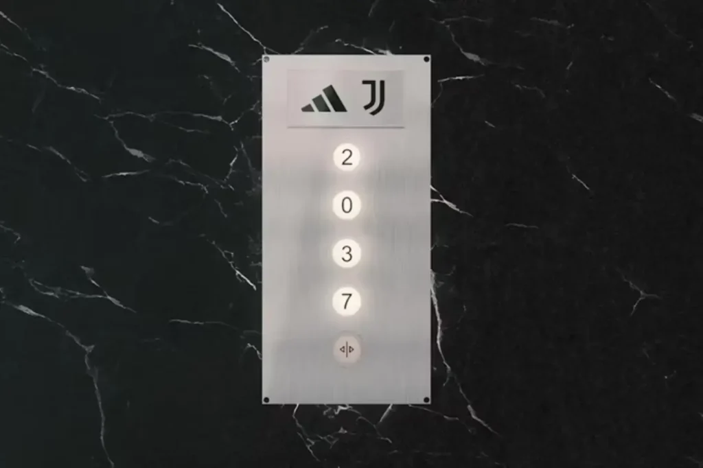 Adidas Juventus-plaque