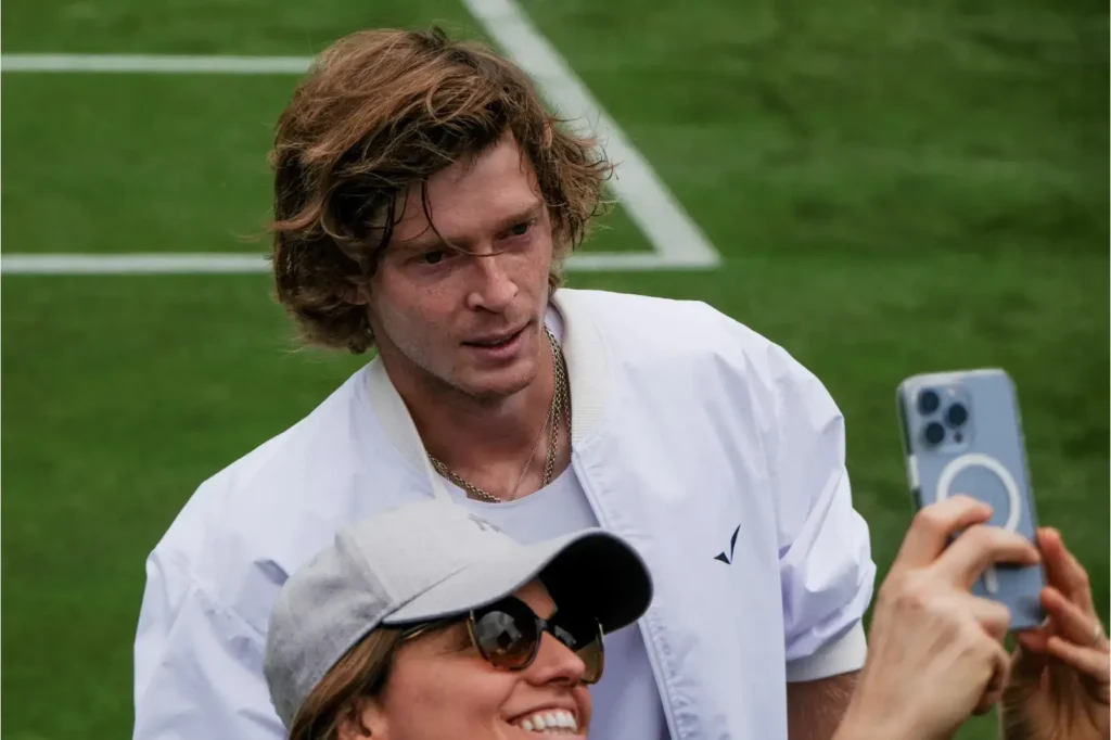 Andrey_Rublev_2023_Wimbledon