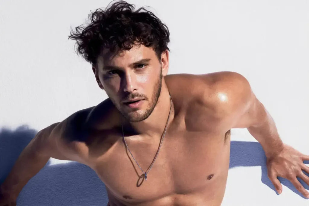 Calvin Klein Cooper Koch-Cooper-Koch-CK-torse-nu-couleur