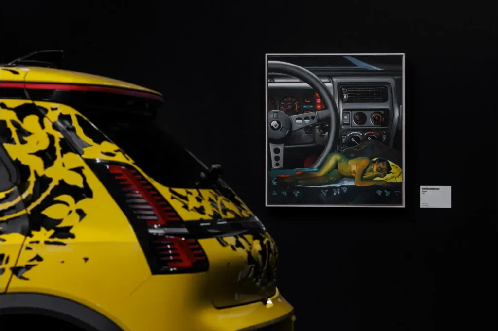 Renault Collections - Flins-R5-jaune-prfil-coffre-arrière