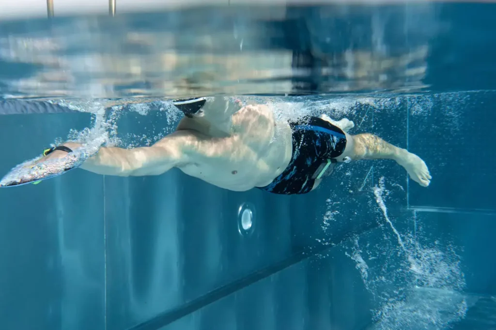 maillot-de-bain-homme-natation-décatlon.avif