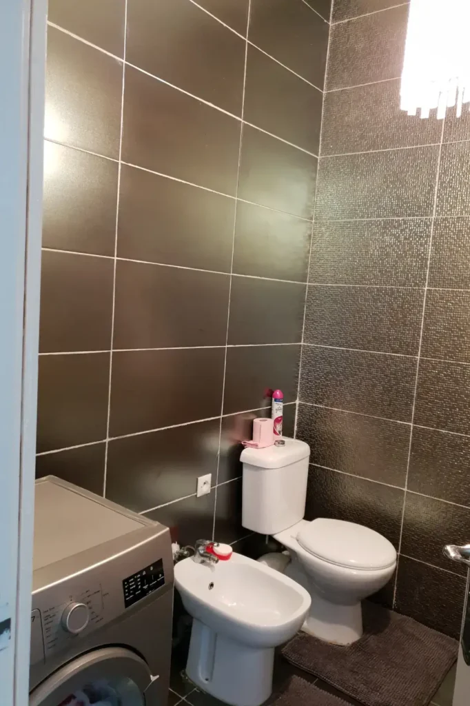 Appartement-tanger-malabata-1-chambre-2salons-Piscine-mer-SDB-MACHINE-A-LAVER