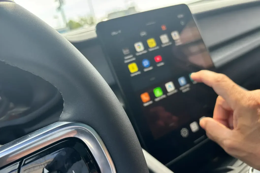 Essai Polestar 2 dual moteur 2025-tablette-ipad