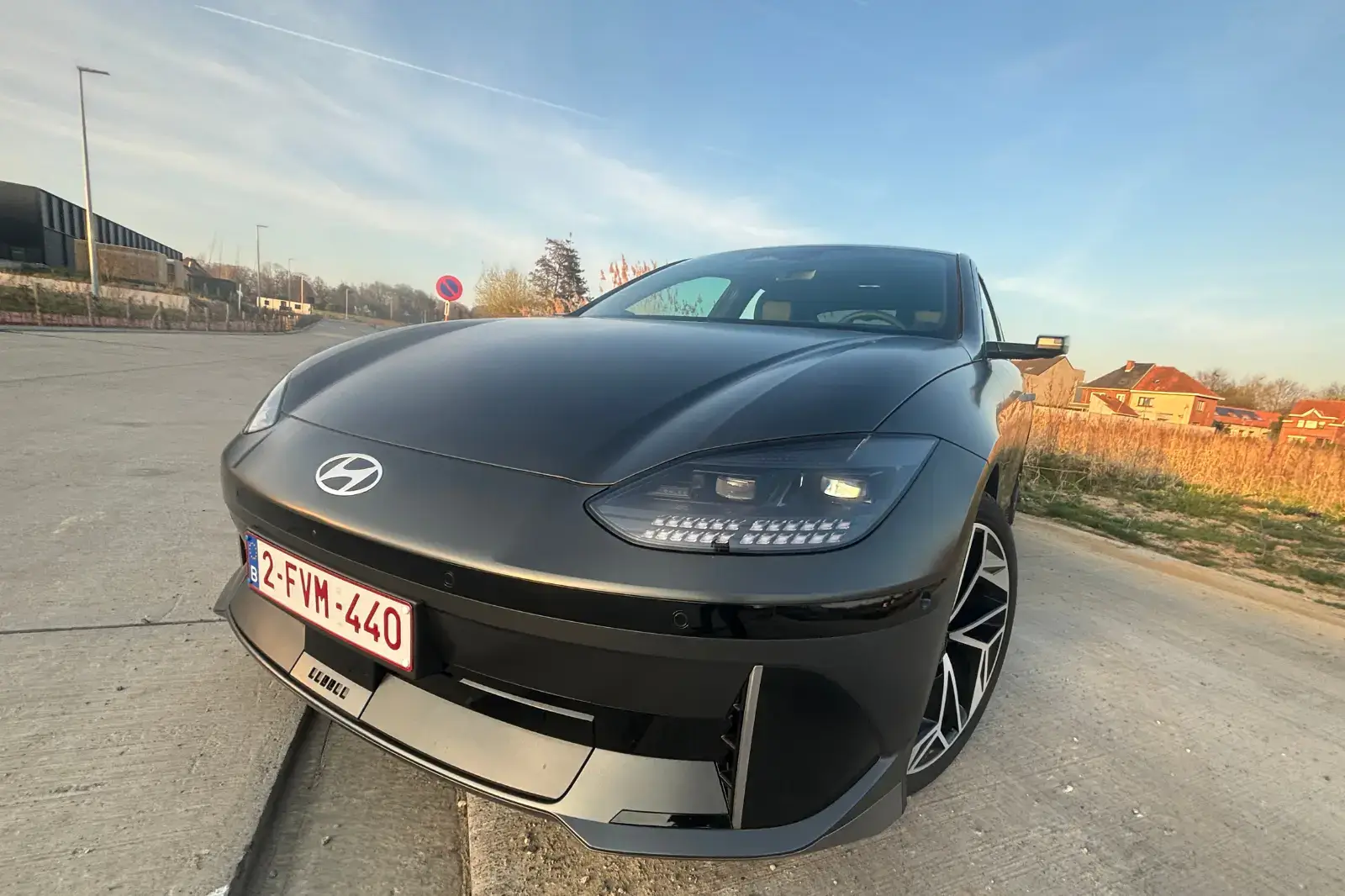 Hyundai-Ionic6-face