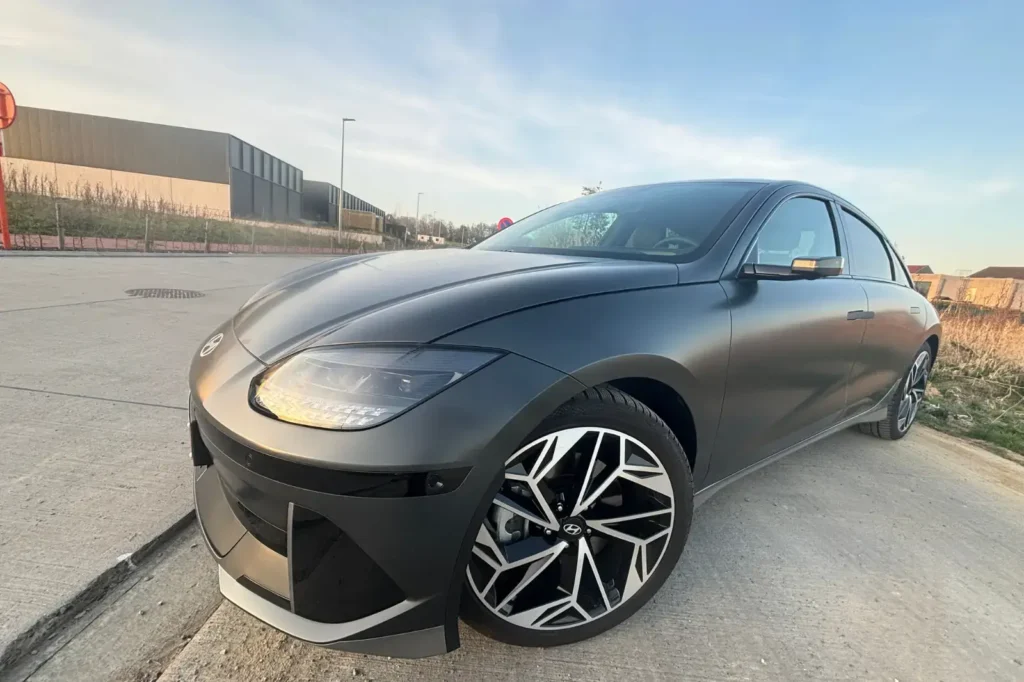 Hyundai-Ionic6-volant