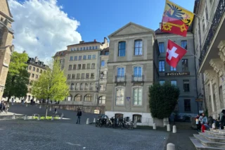 meilleures villes horlogères suisse musées manufactures ateliers-Vielle-Ville-Genève-Drapeau Suisse