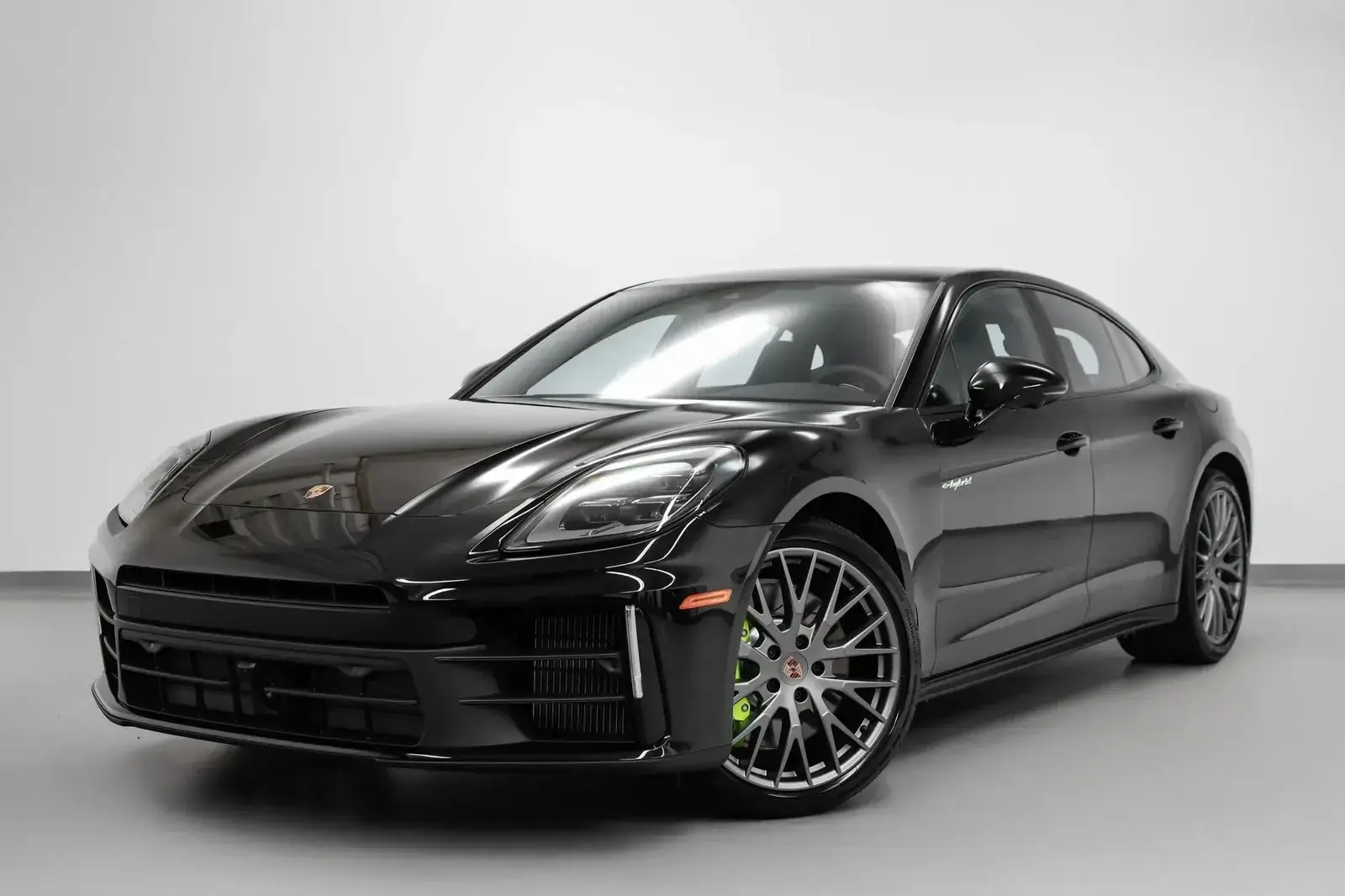 2026 Porsche Panamera 4 E-Hybrid