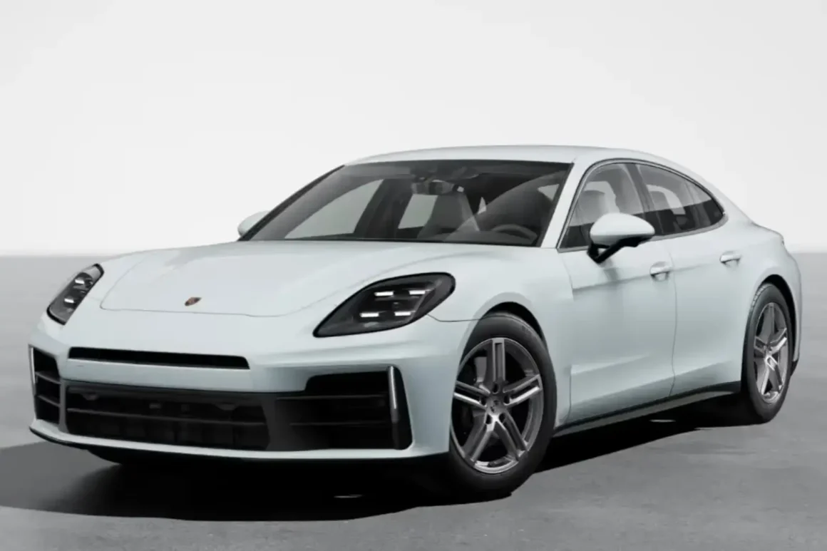 2026-Porsche Panamera blanche
