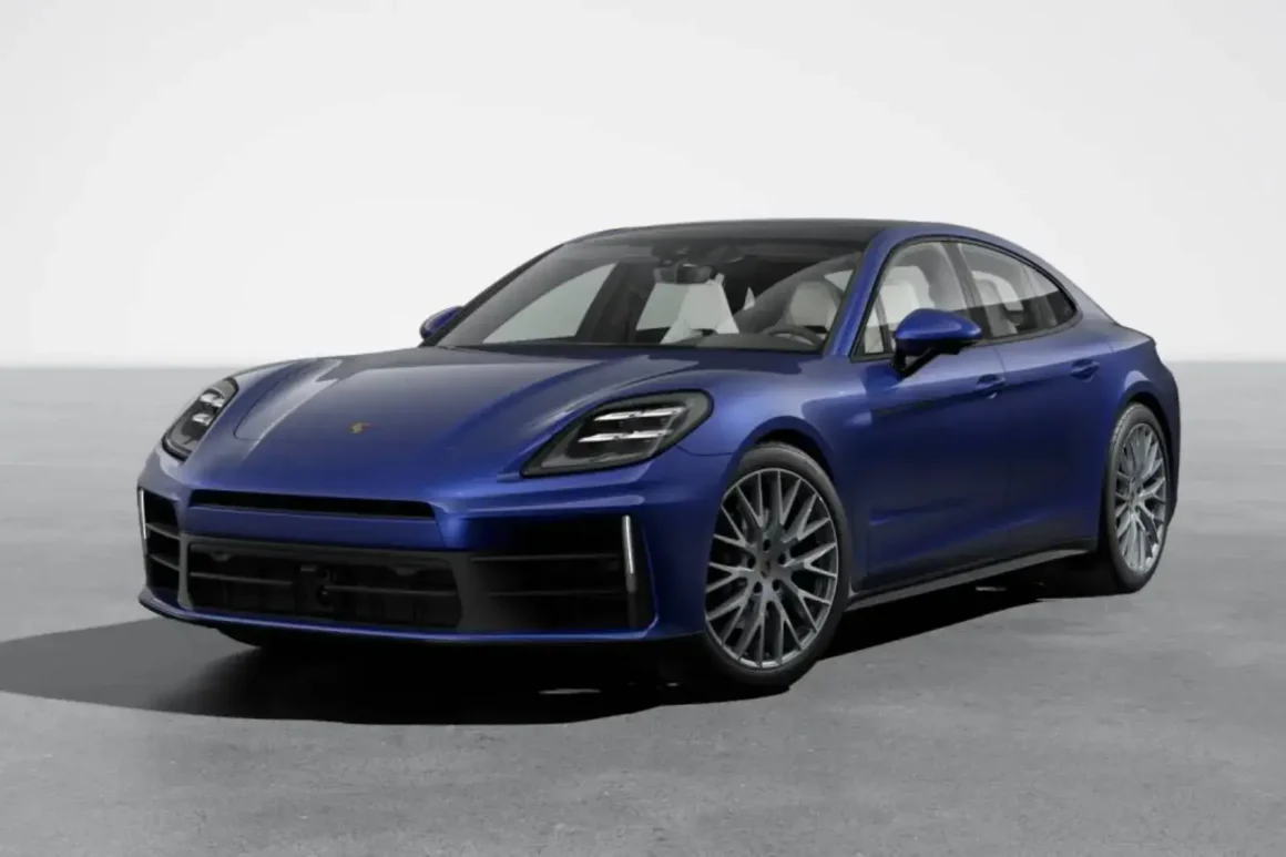 New 2026 Porsche Panamera 4 Sedan-Bleu