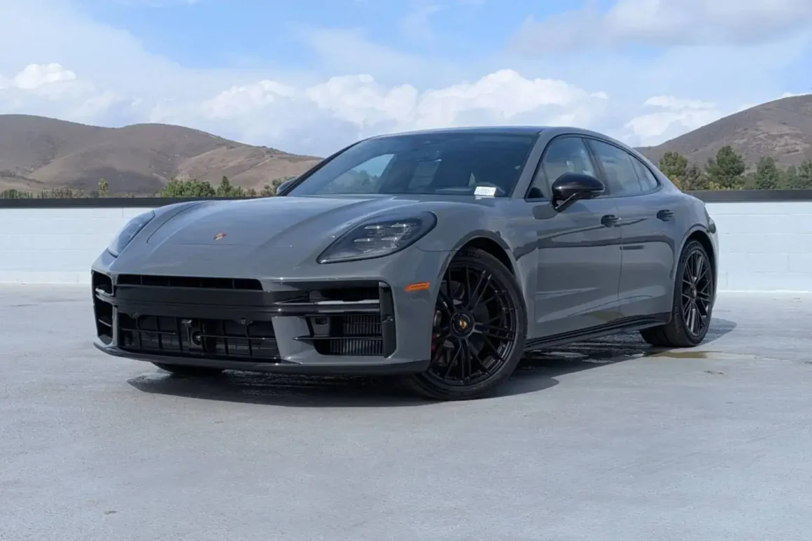 New 2026 Porsche Panamera GTS 4D Hatchback