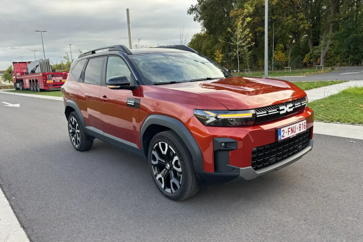 Dacia Bigster Hybrid Hybride 2026-coté passager-3-4