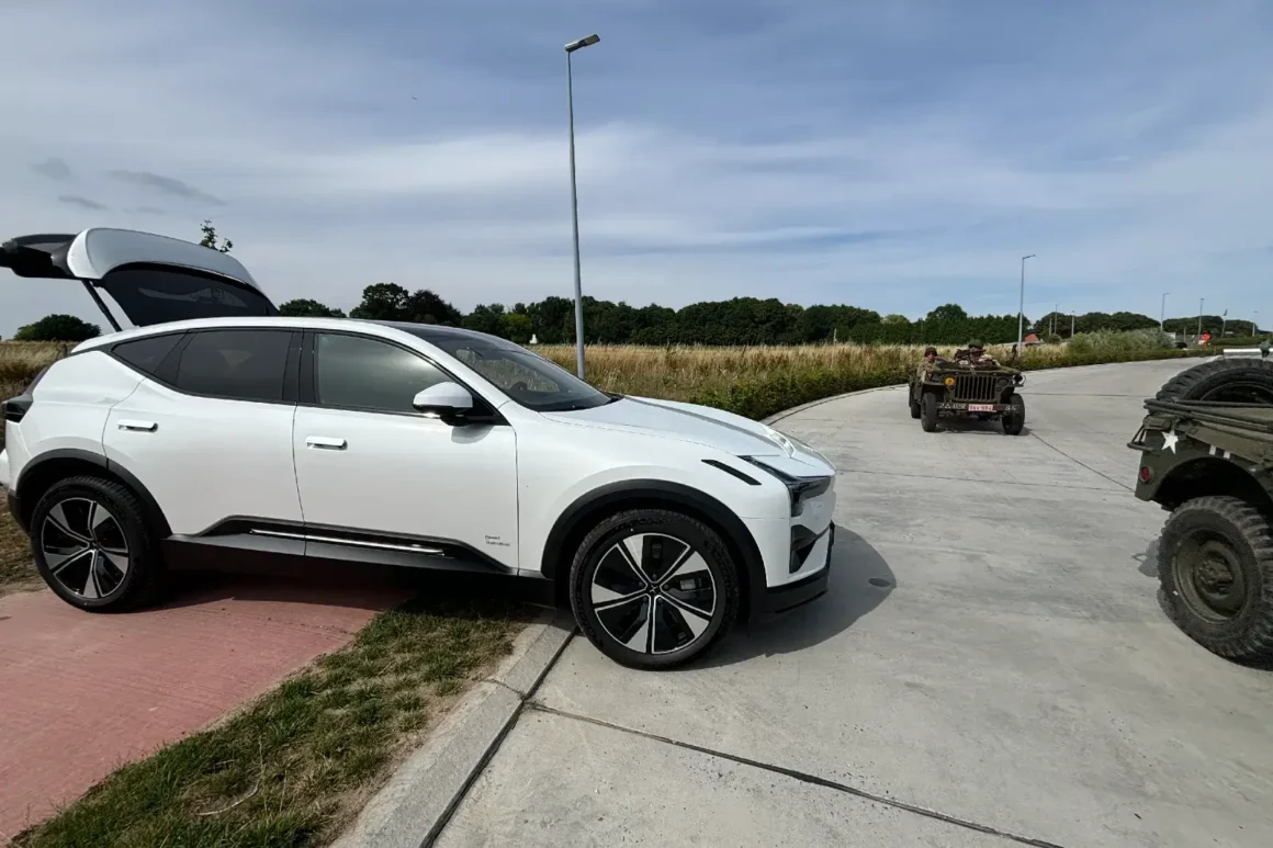 Essai Polestar3 blanche-armée