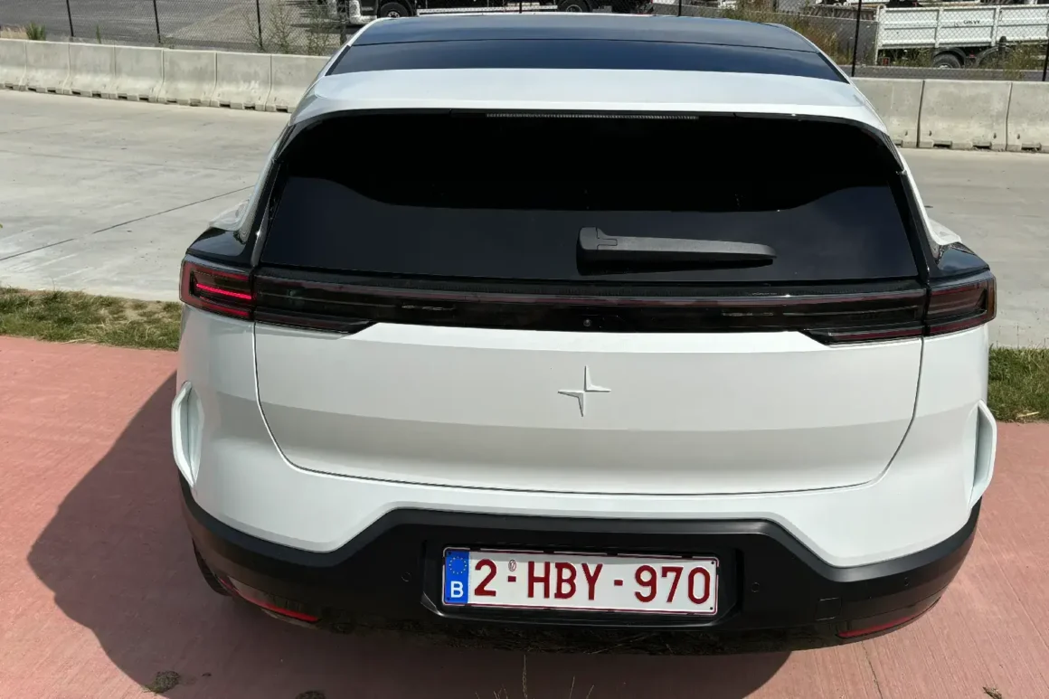 Essai Polestar3 blanche-face-arrière