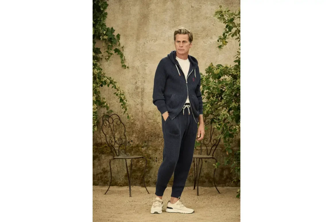 Mark Vanderloo mannequin homme legendaire connu - BRUNELLO CUCINELLI - Photographer- Alistair Taylor-Young -