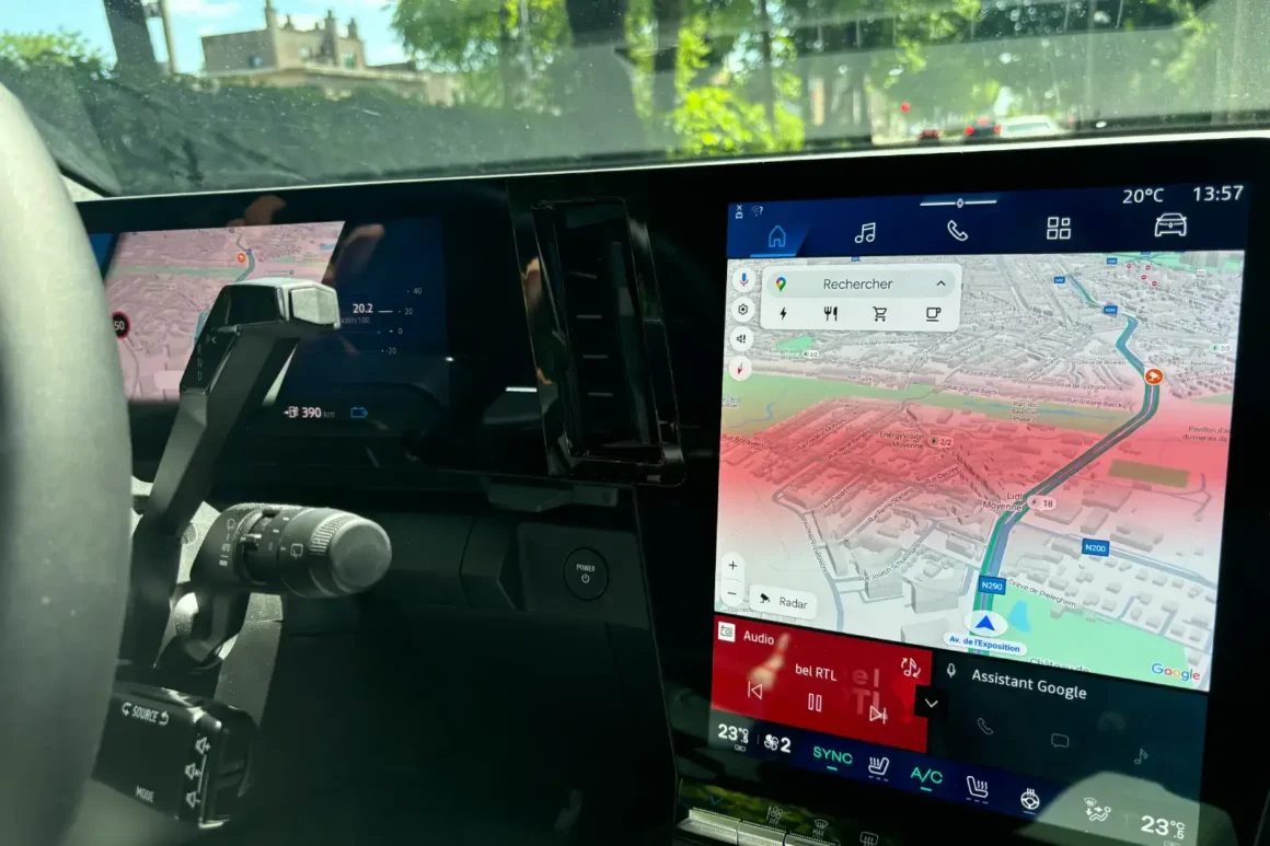 Renault Espace Full Hybrid E-Tech 2026 : le SUV familial qui réinvente les longs trajets