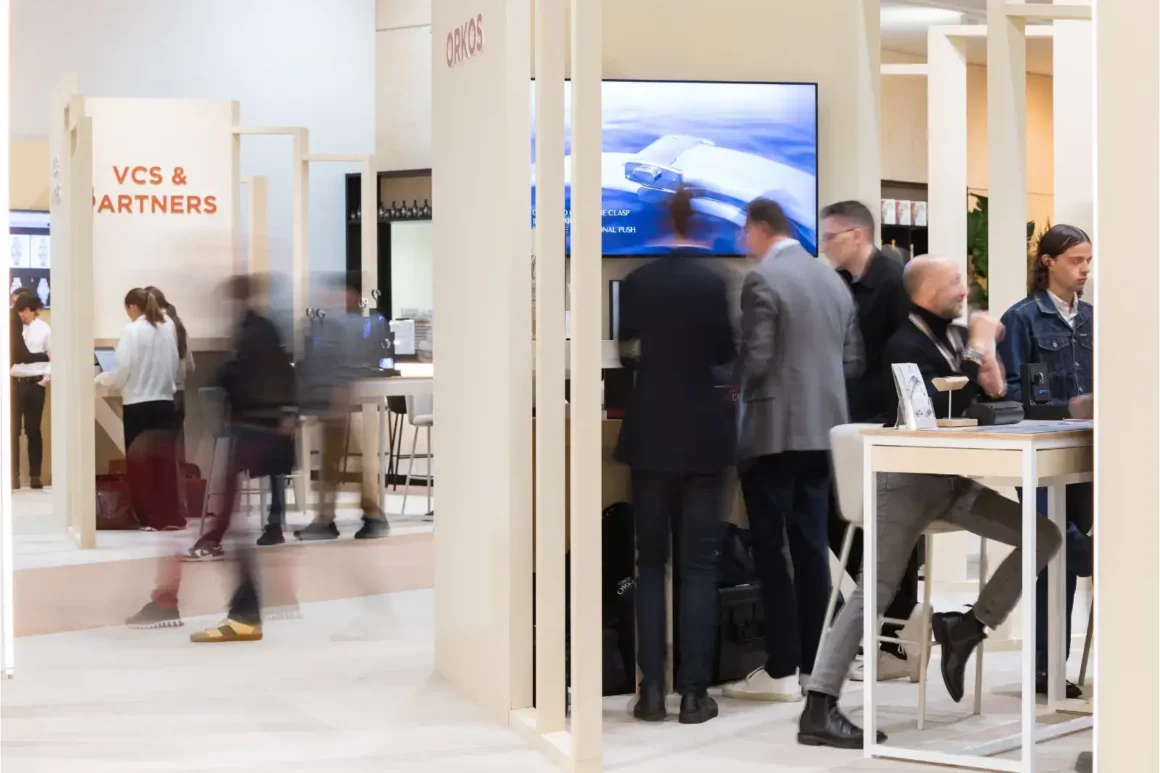 Watches & Wonders stand